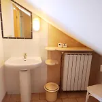 De La Bastide, 30750 בית נופש *