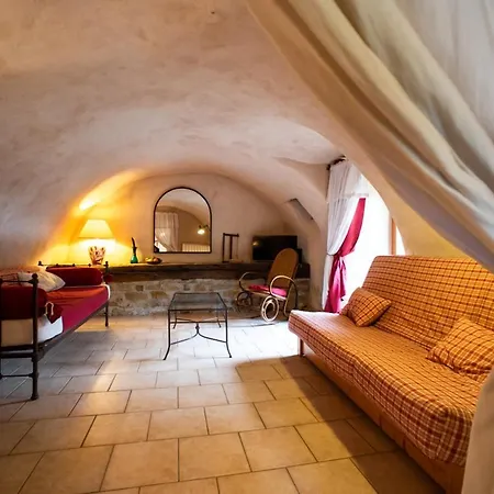 De La Bastide, 30750