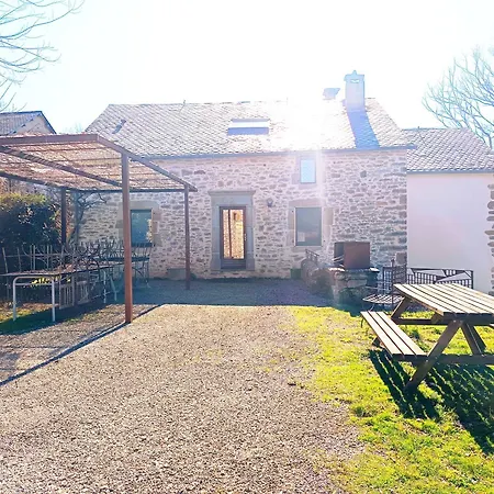 De La Bastide, 30750 *