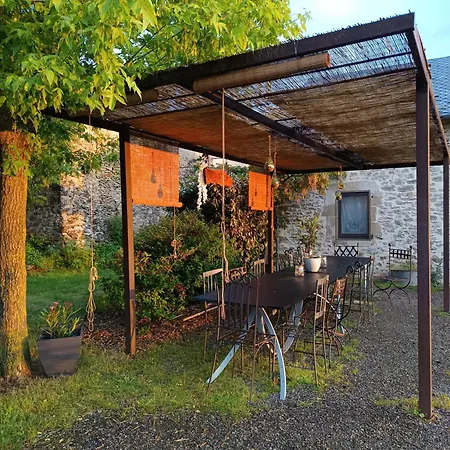 度假居 De La Bastide, 30750 Treves